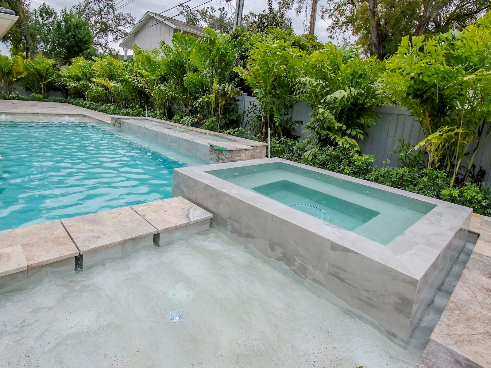 GOLF VIEW PLACE - Residential