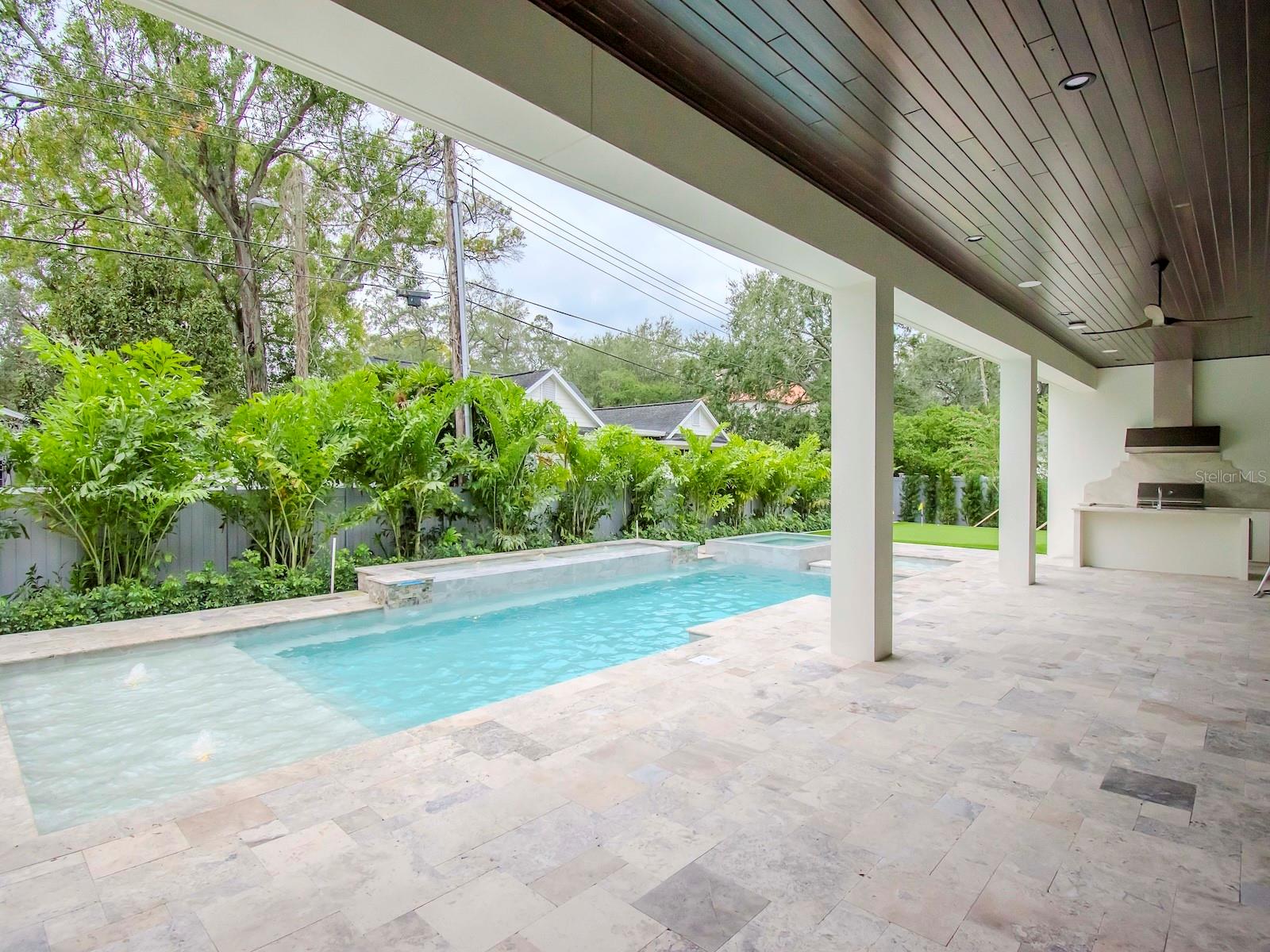 GOLF VIEW PLACE - Residential