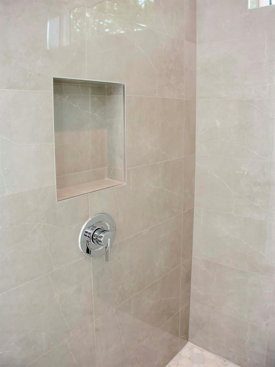 GOLF VIEW PLACE - Residential