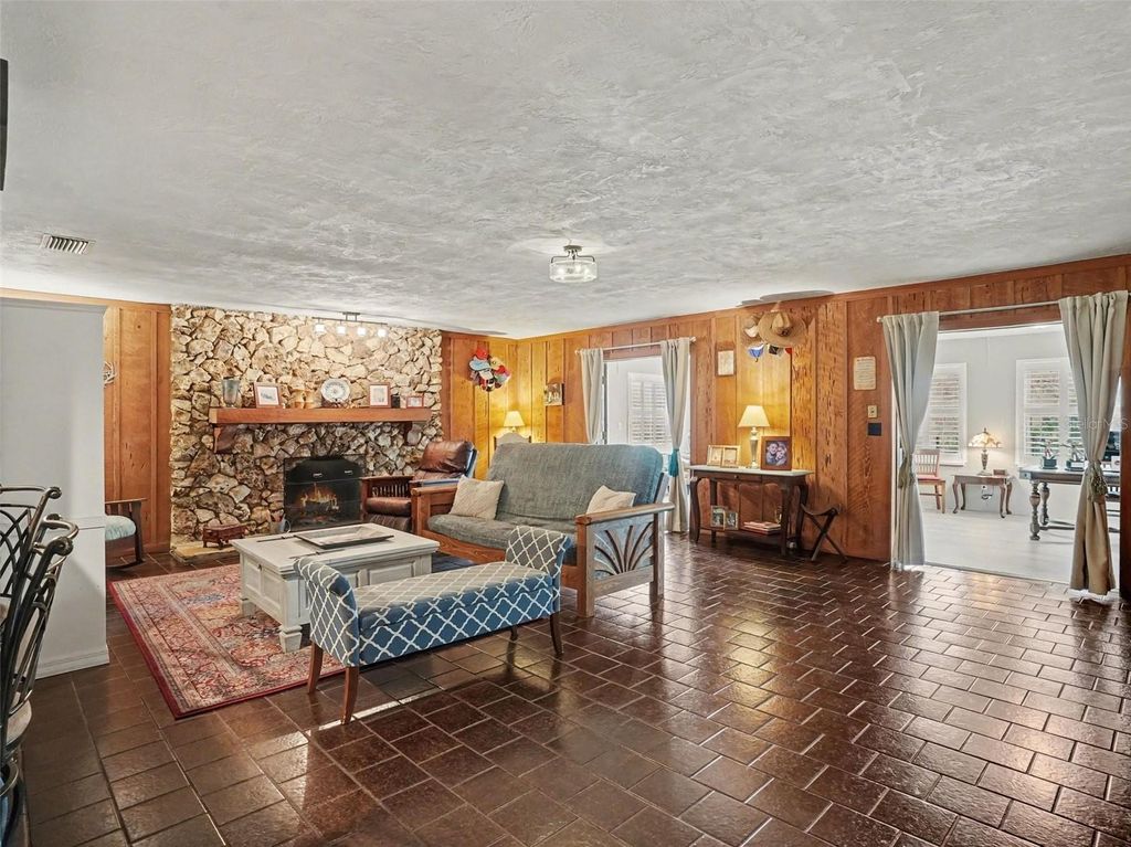 Photo of 1390 E Ohio Avenue, Lake Helen, FL 32744 (MLS # O6388675)