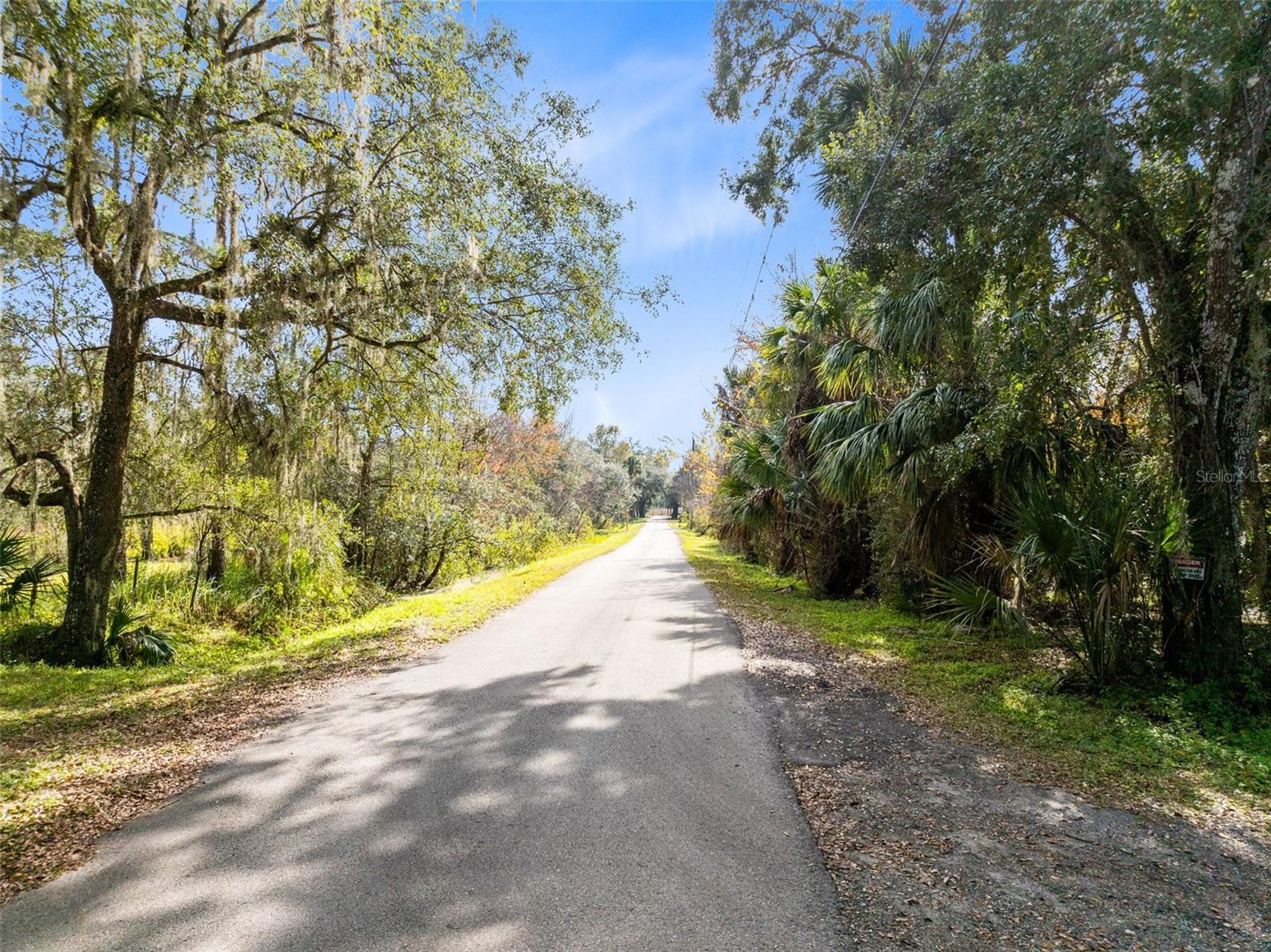 FLORIDA GROVES COMPANYS FIRST ADD TO BLACK HAMMOCK - Land