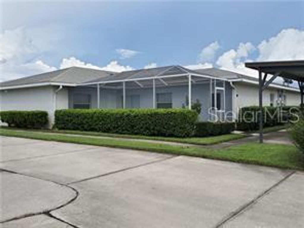 Photo of 1108 Apple Terrace, Leesburg, FL 34748 (MLS # G5109368)