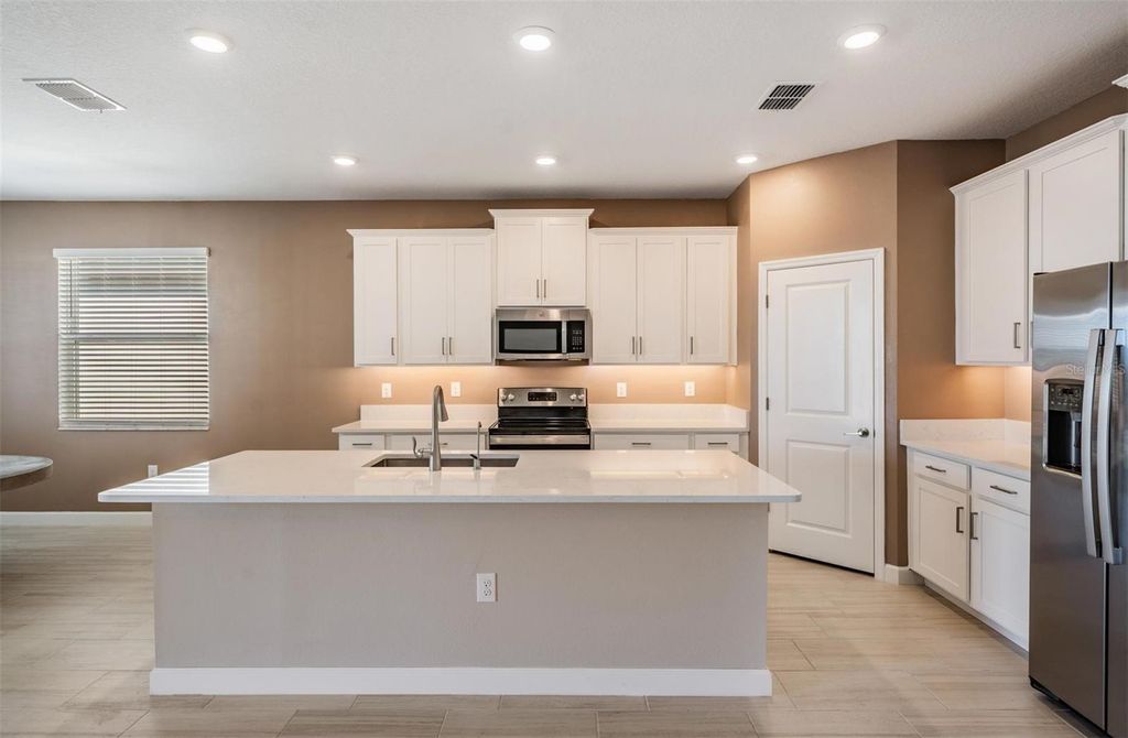 Photo of 10515 Gable Dig Loop, San Antonio, FL 33576 (MLS # TB8474353)