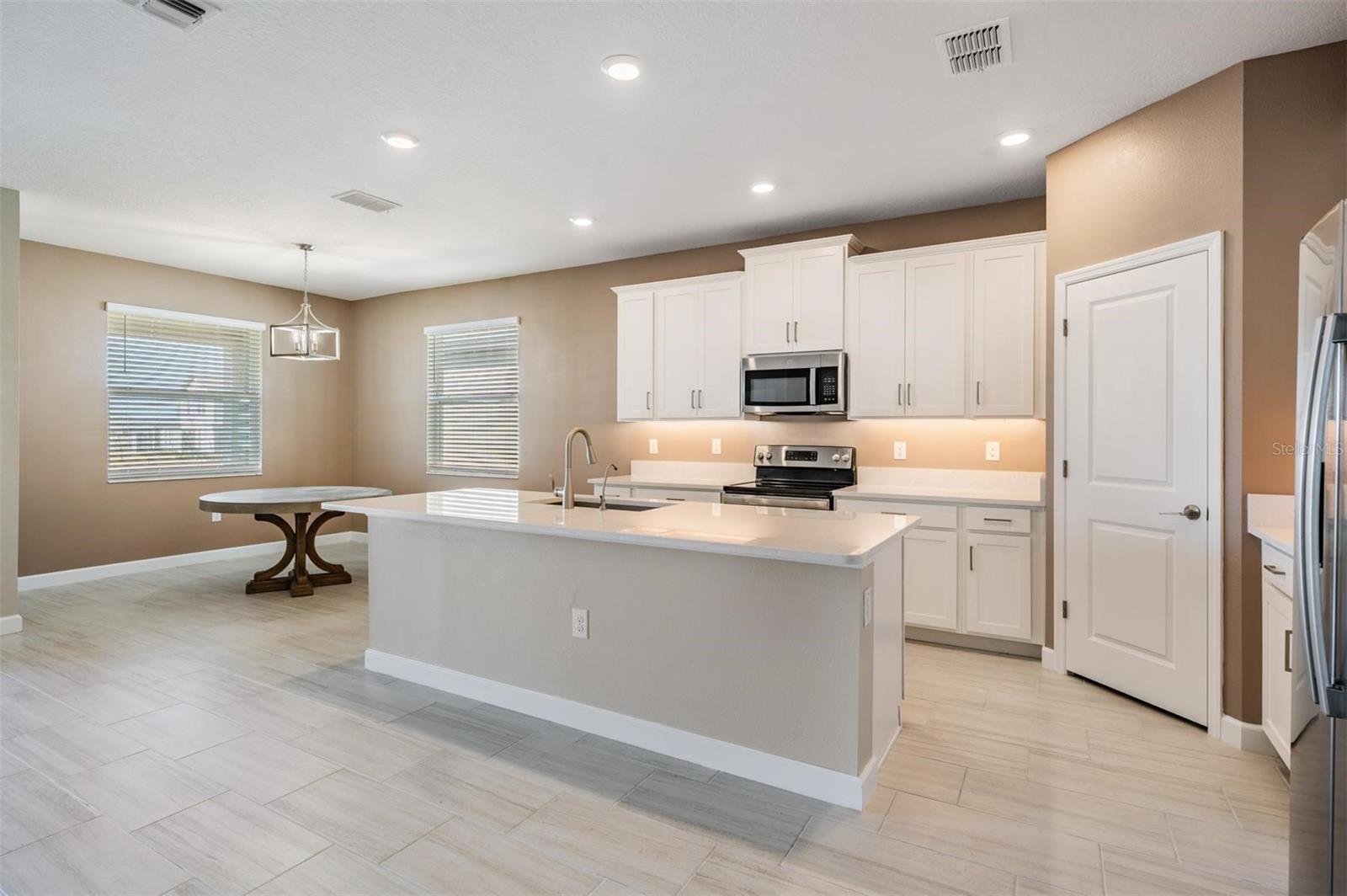 10515 GABLE DIG LOOP