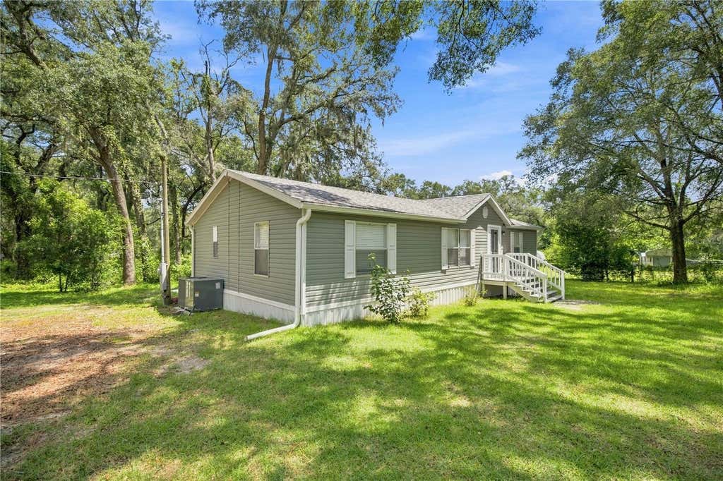 Photo of 2545 SE 178th Street, Summerfield, FL 34491 (MLS # G5116632)