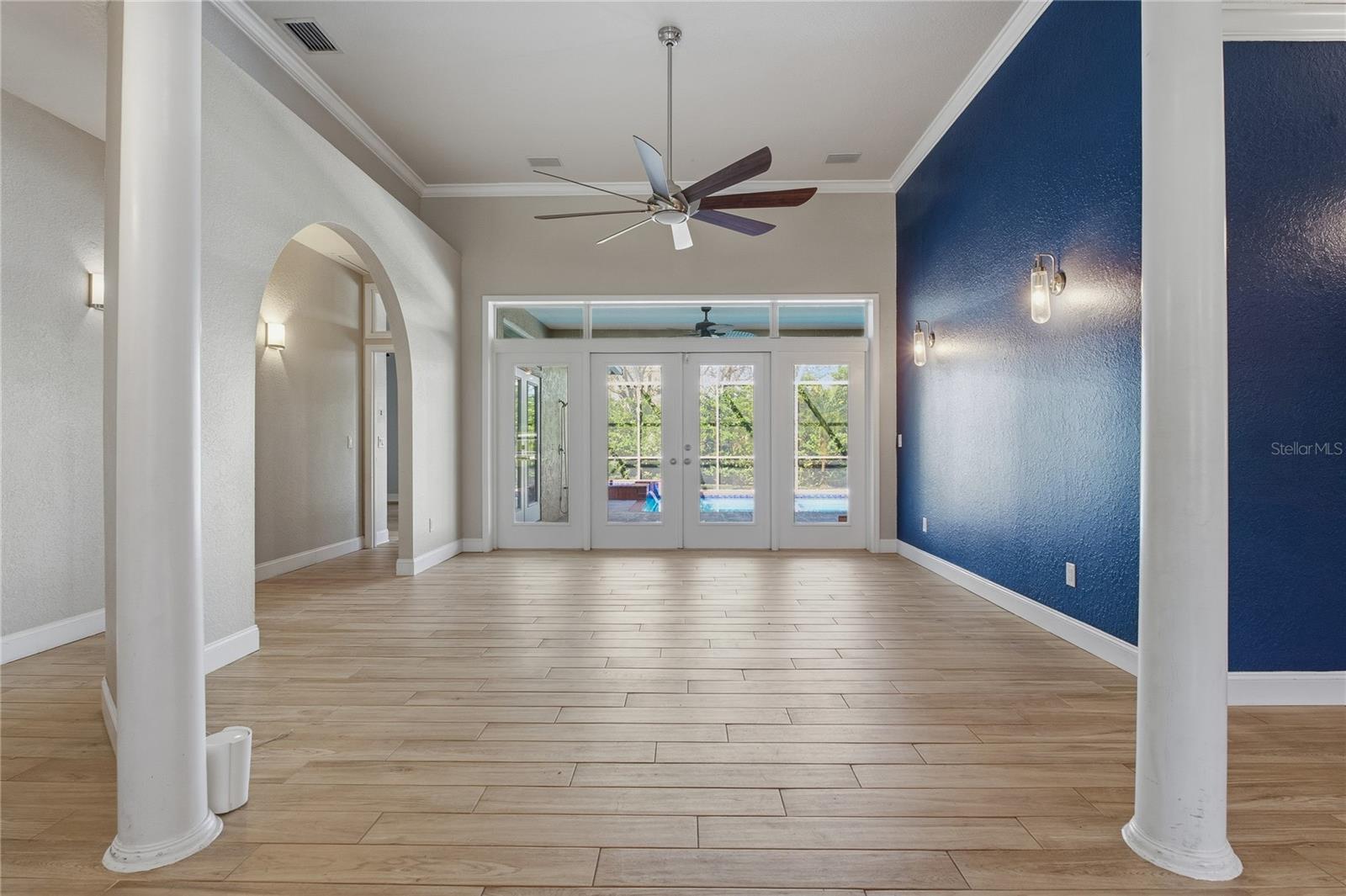 INTERLOCHEN - Residential