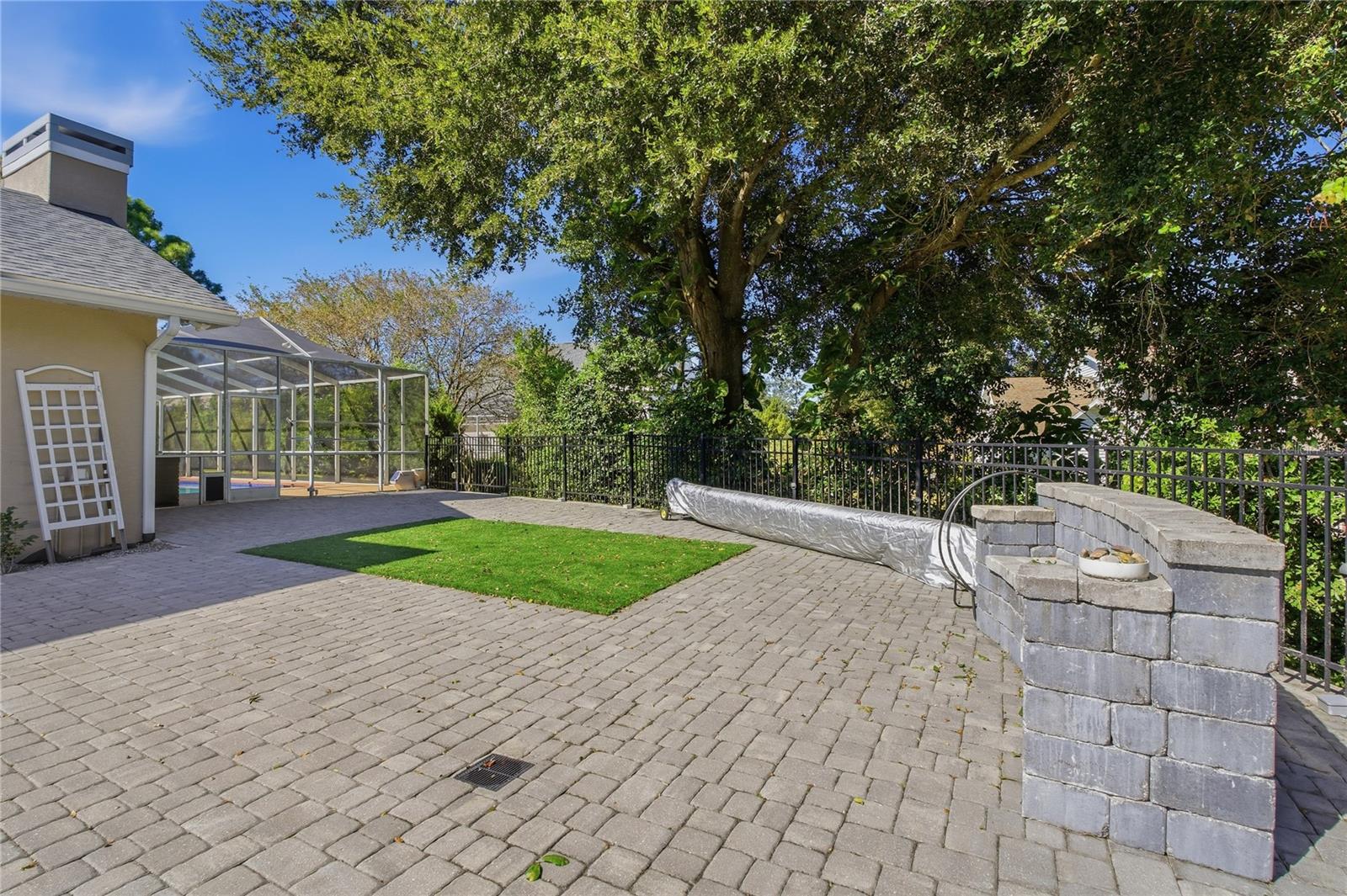 INTERLOCHEN - Residential