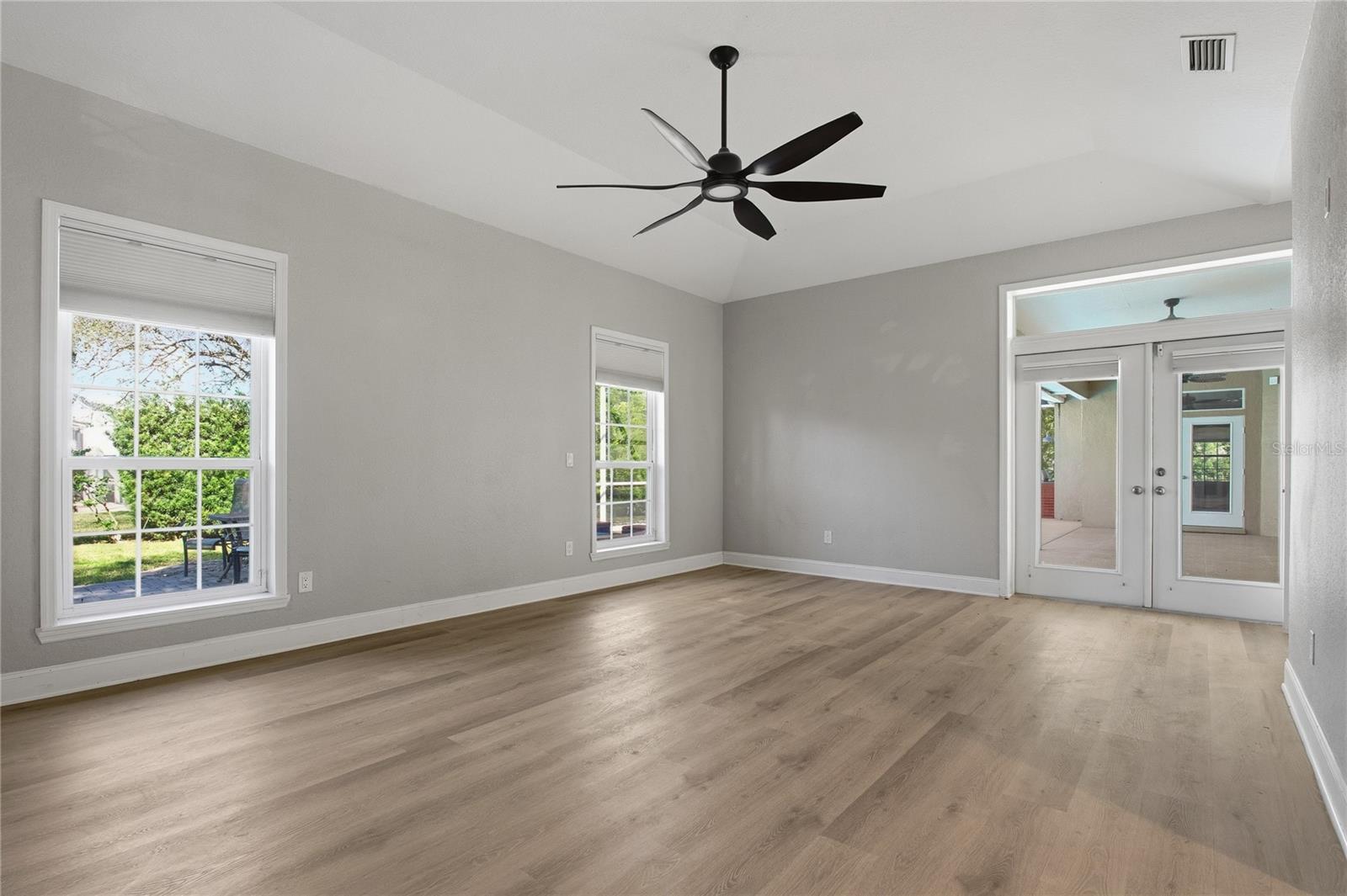 INTERLOCHEN - Residential