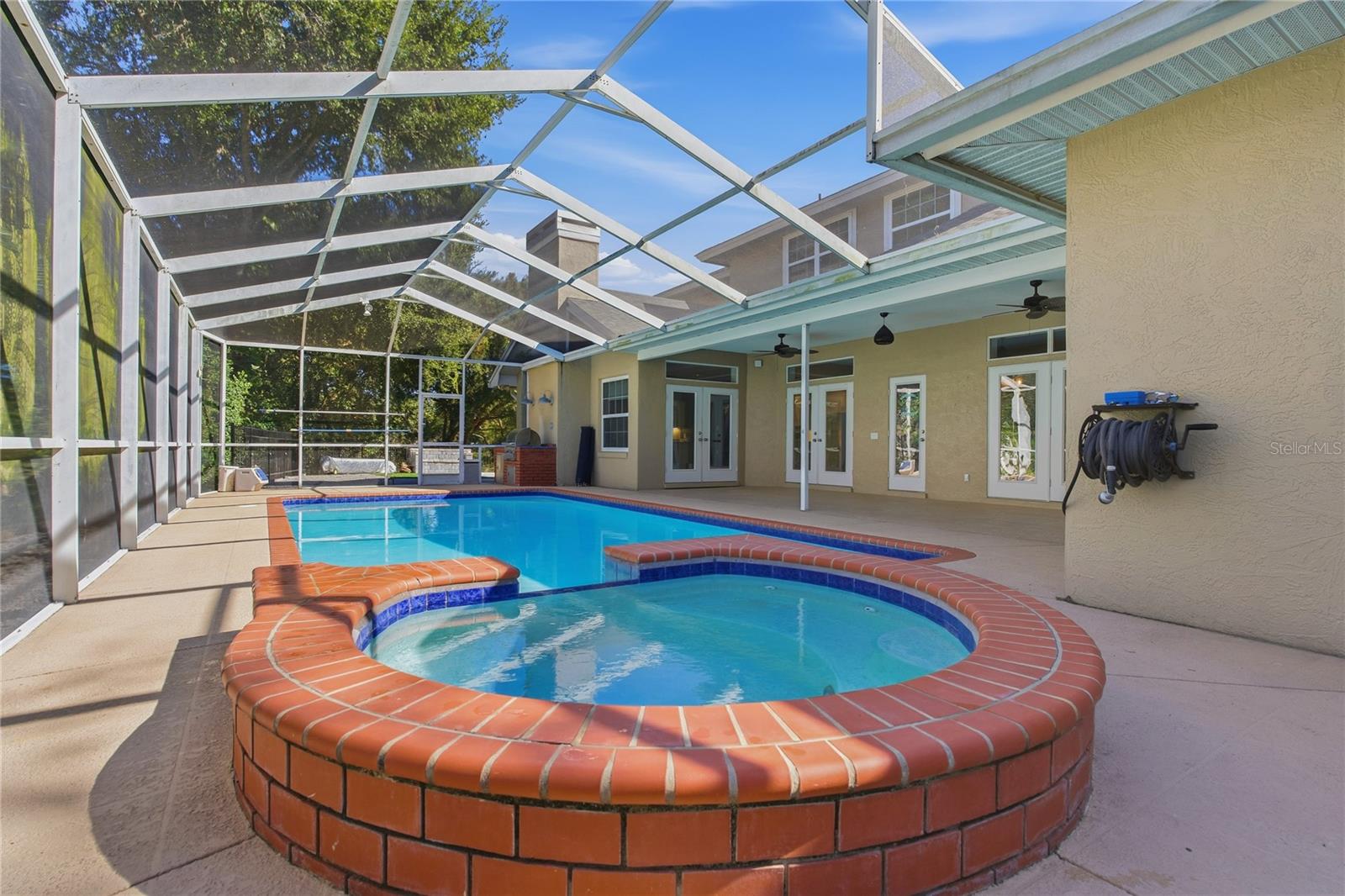 INTERLOCHEN - Residential