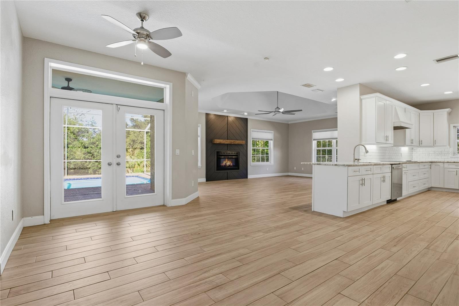 INTERLOCHEN - Residential