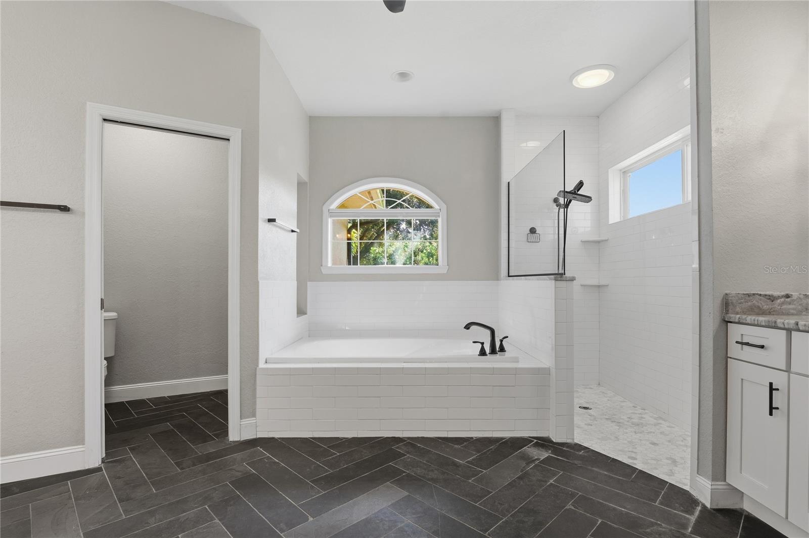 INTERLOCHEN - Residential