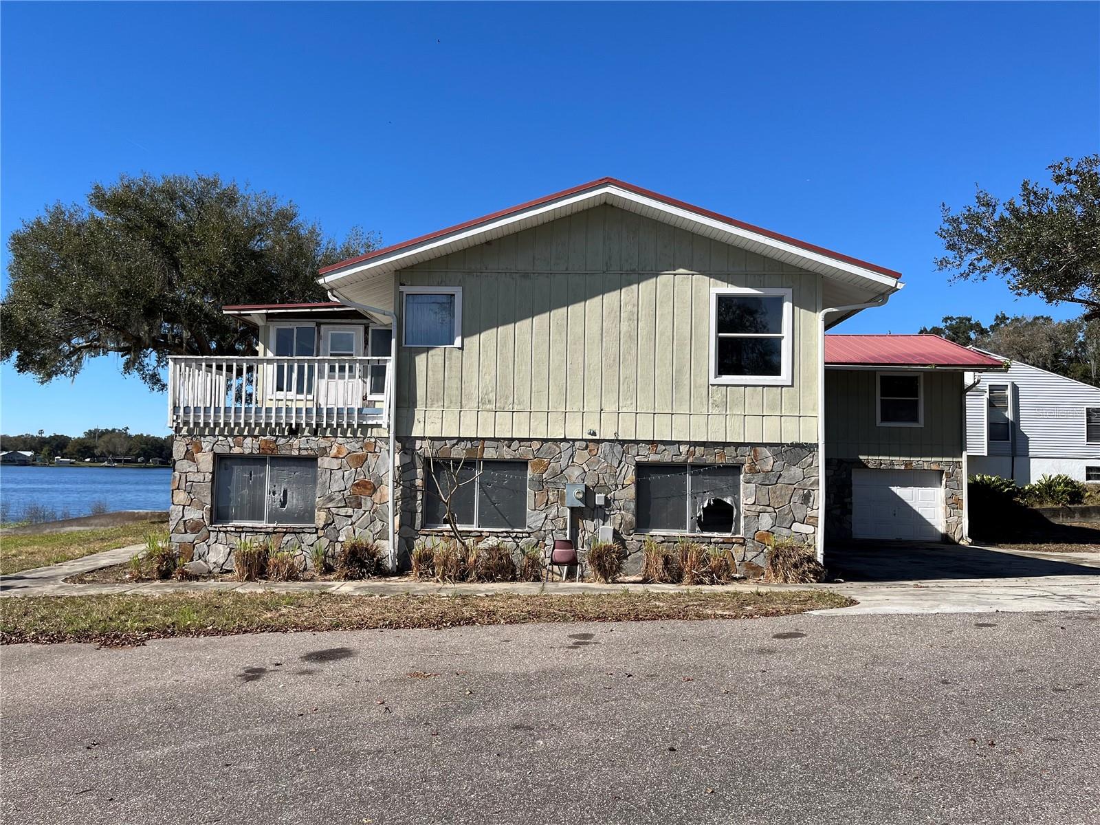 330 CALLITRIS AVENUE