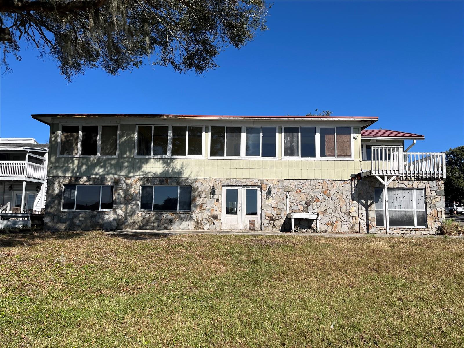 330 CALLITRIS AVENUE