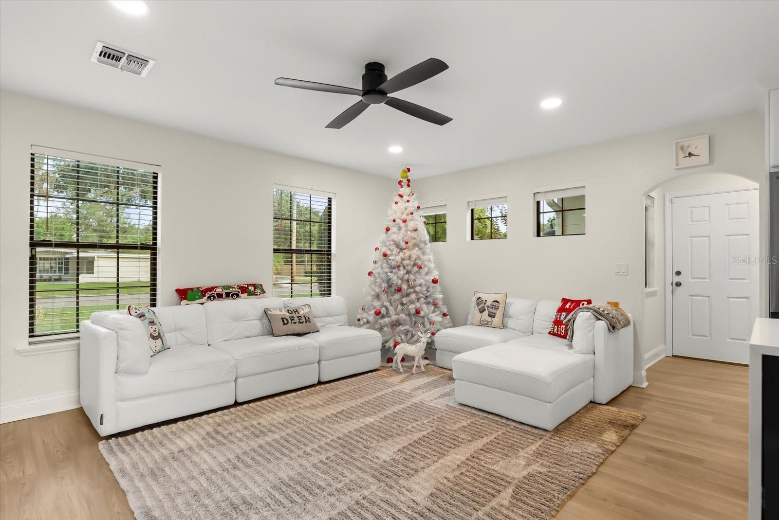 WYLDWOODE - Residential Lease