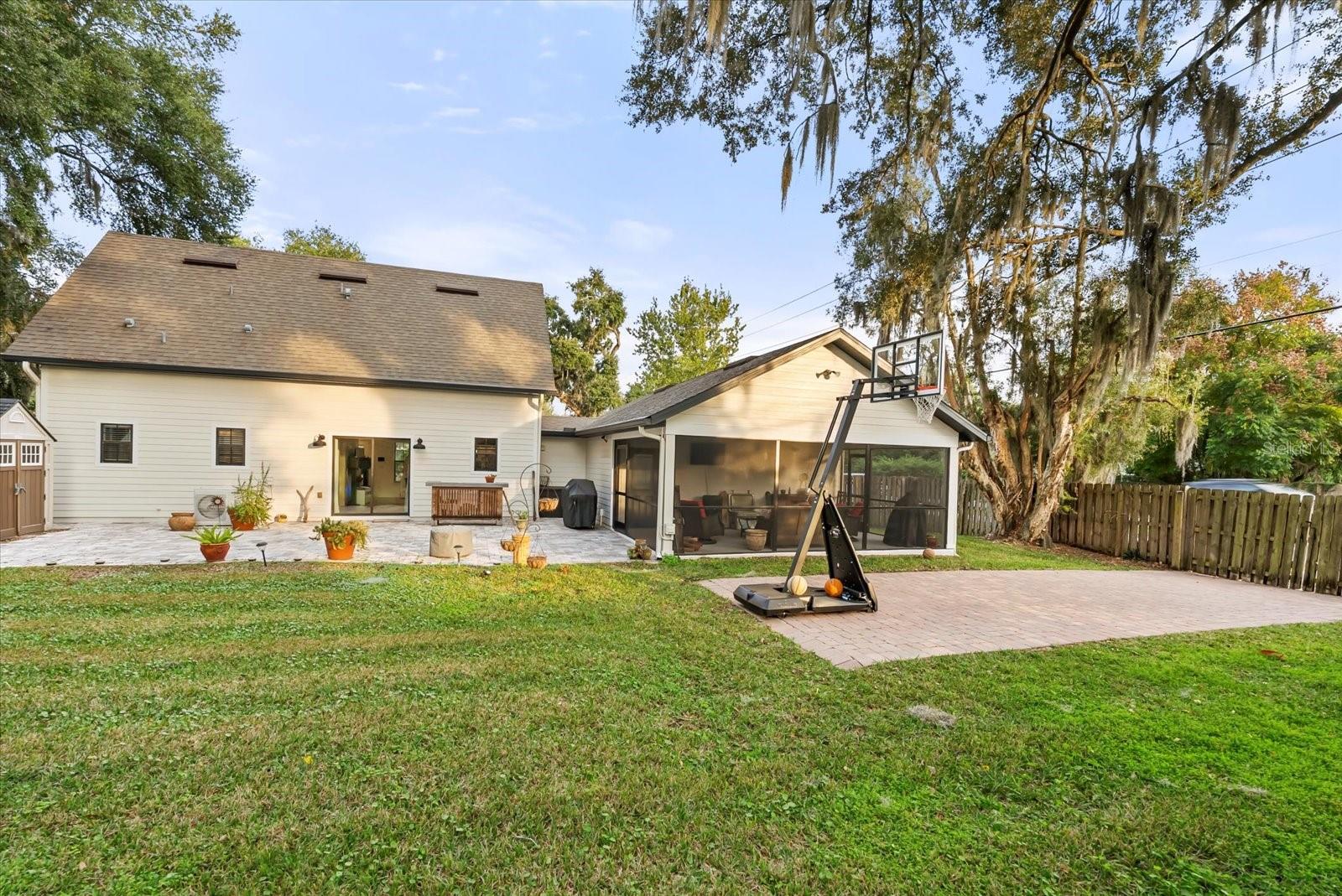 WYLDWOODE - Residential Lease