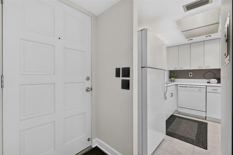 Tiny photo for 101 N Grandview Street #412, Mount Dora, FL 32757 (MLS # G5117155)