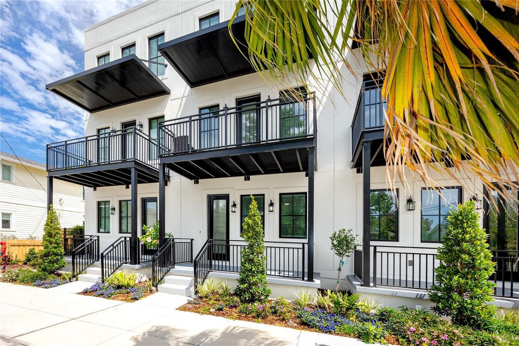 Photo of 1308 E Columbus Drive #2, Tampa, FL 33605 (MLS # TB8503794)
