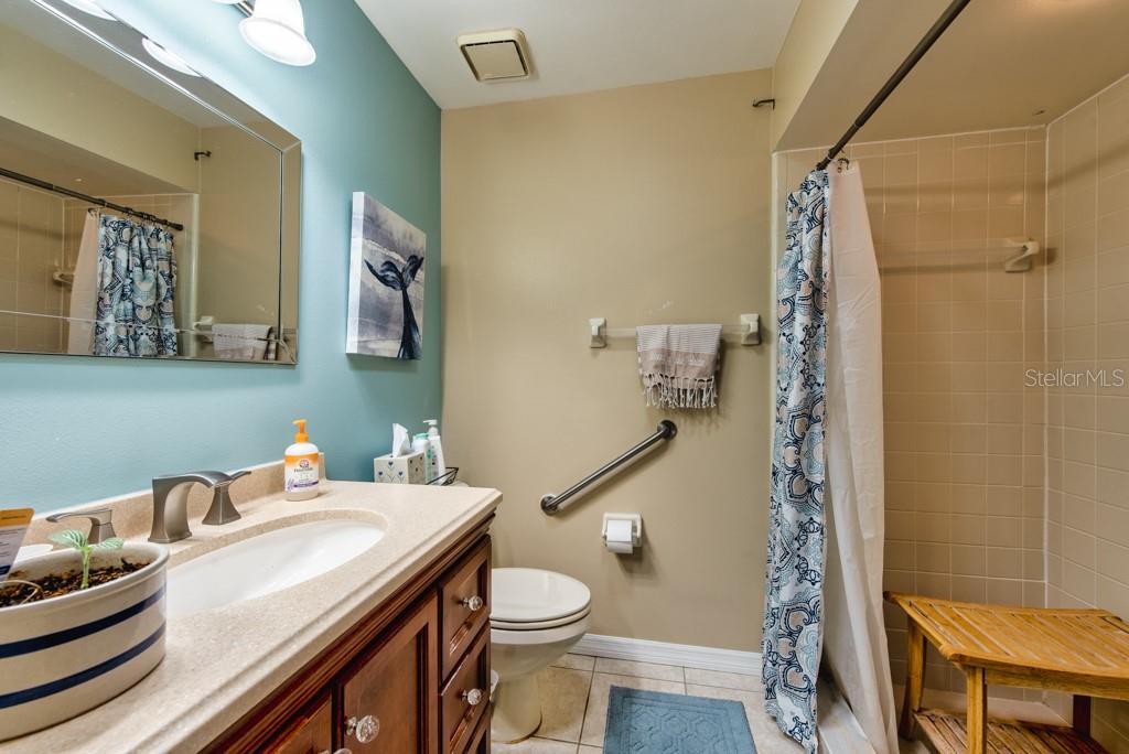 LANCASTER II CONDO - Residential