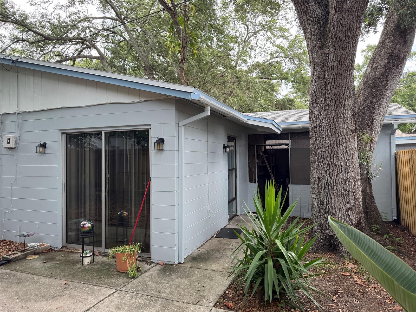 ROOSEVELT GROVES - Residential Income