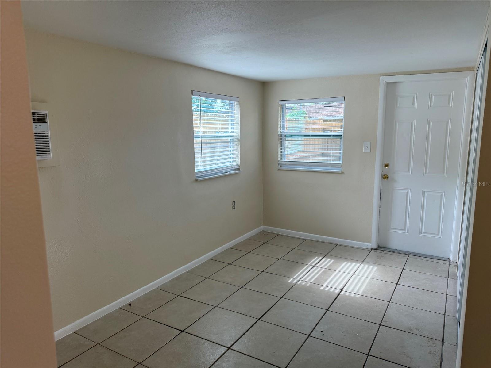 ROOSEVELT GROVES - Residential Income