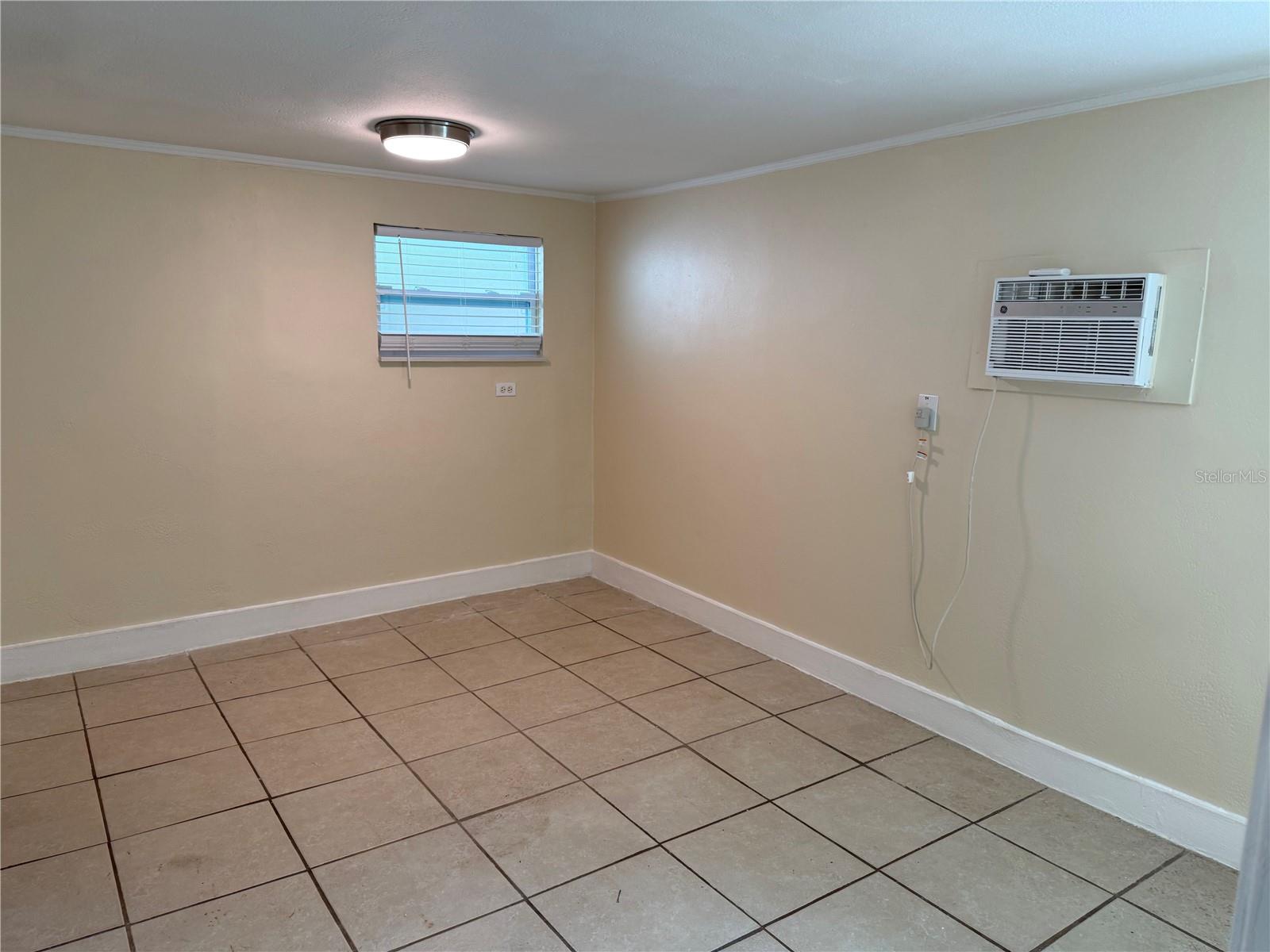 ROOSEVELT GROVES - Residential Income