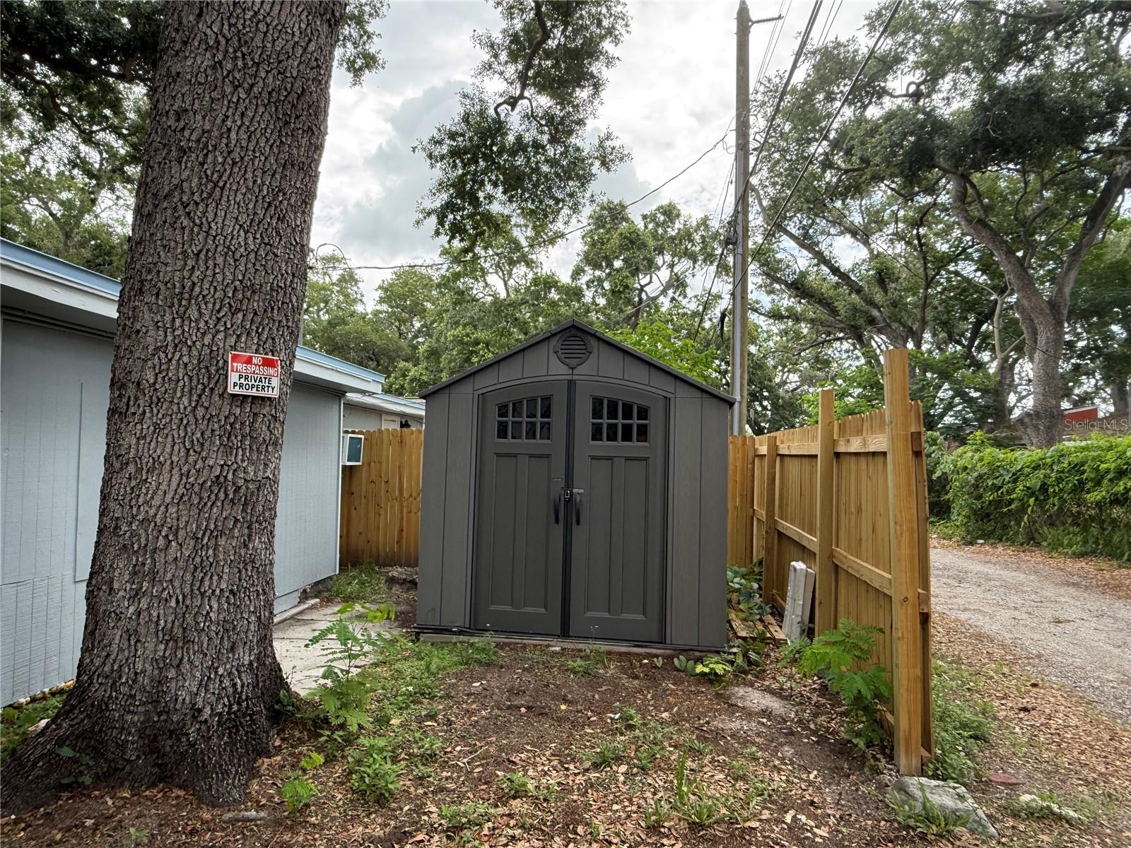 ROOSEVELT GROVES - Residential Income