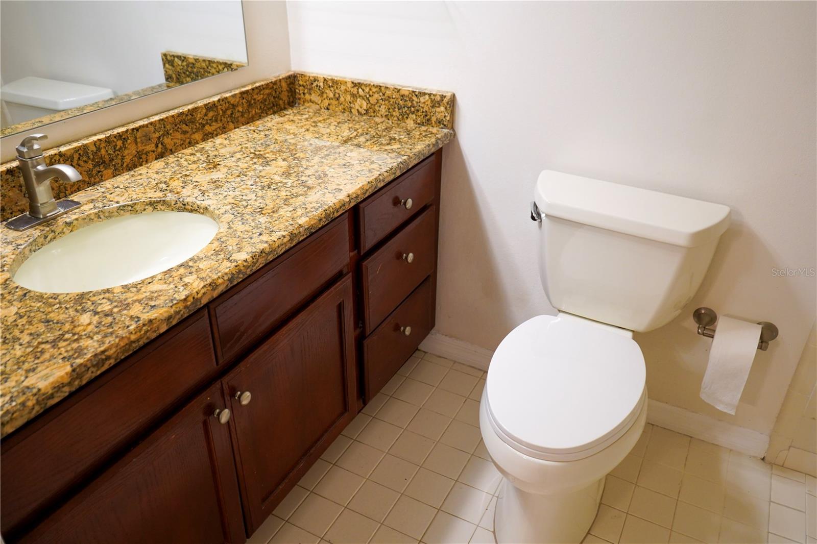 BREEZEWOOD VILLAGE CONDO PH 01-04 - Residential