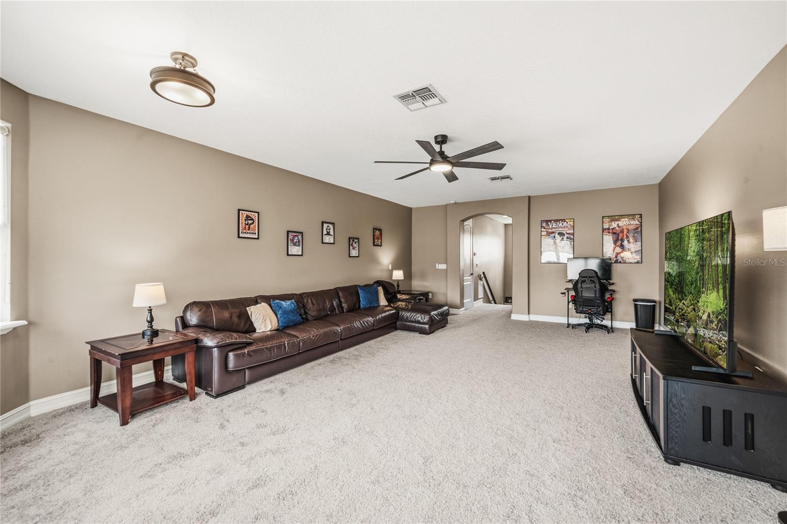 BUCKINGHAM ESTATES - Residential