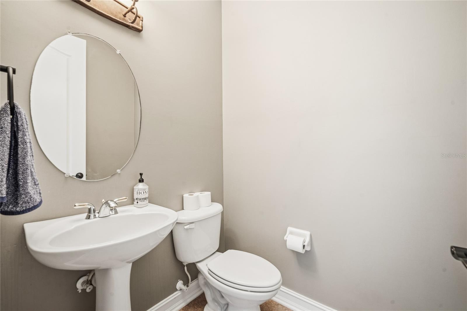 BUCKINGHAM ESTATES - Residential
