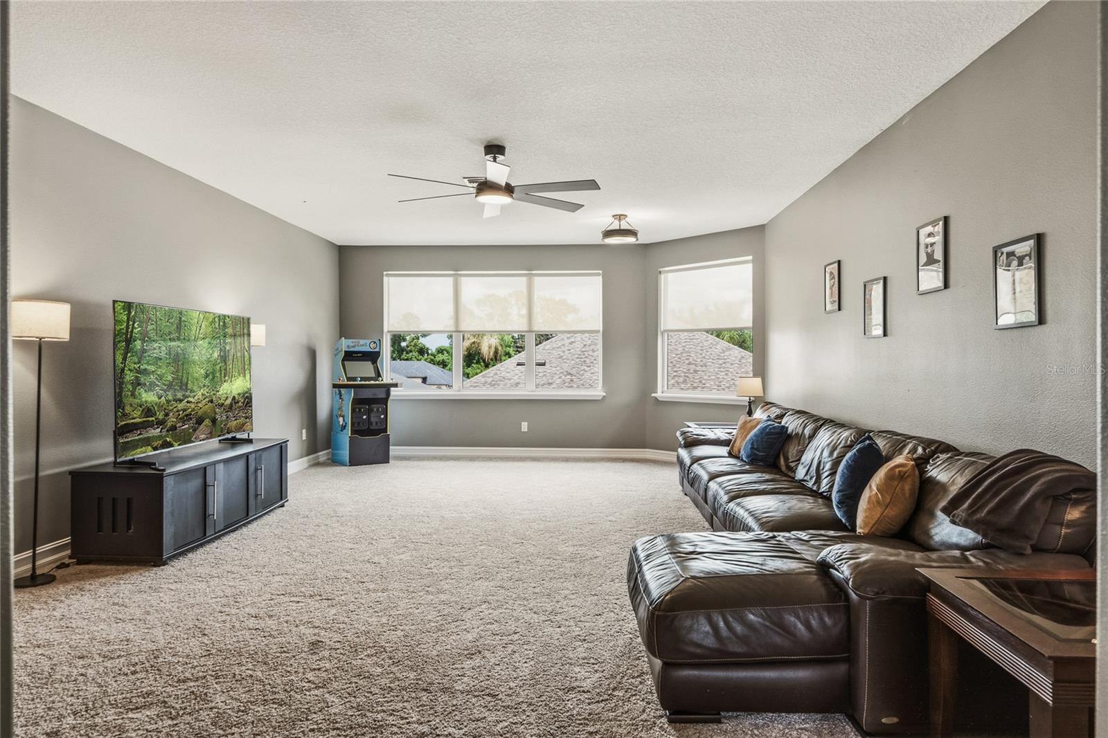 BUCKINGHAM ESTATES - Residential