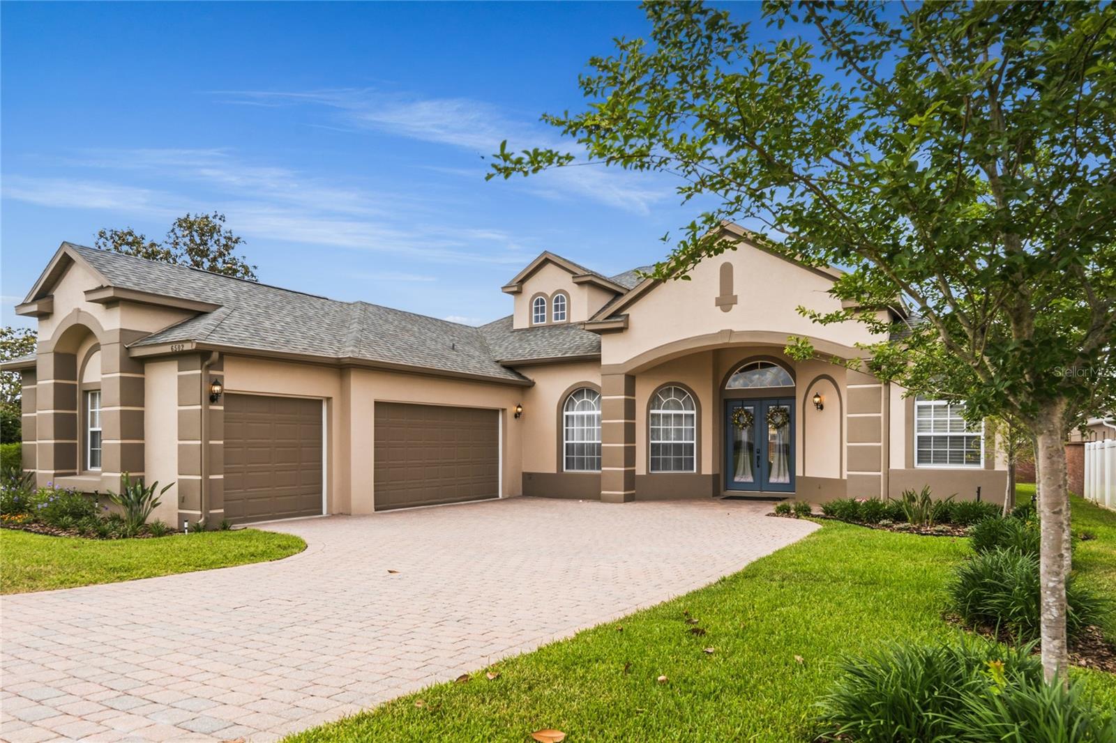 BUCKINGHAM ESTATES - Residential