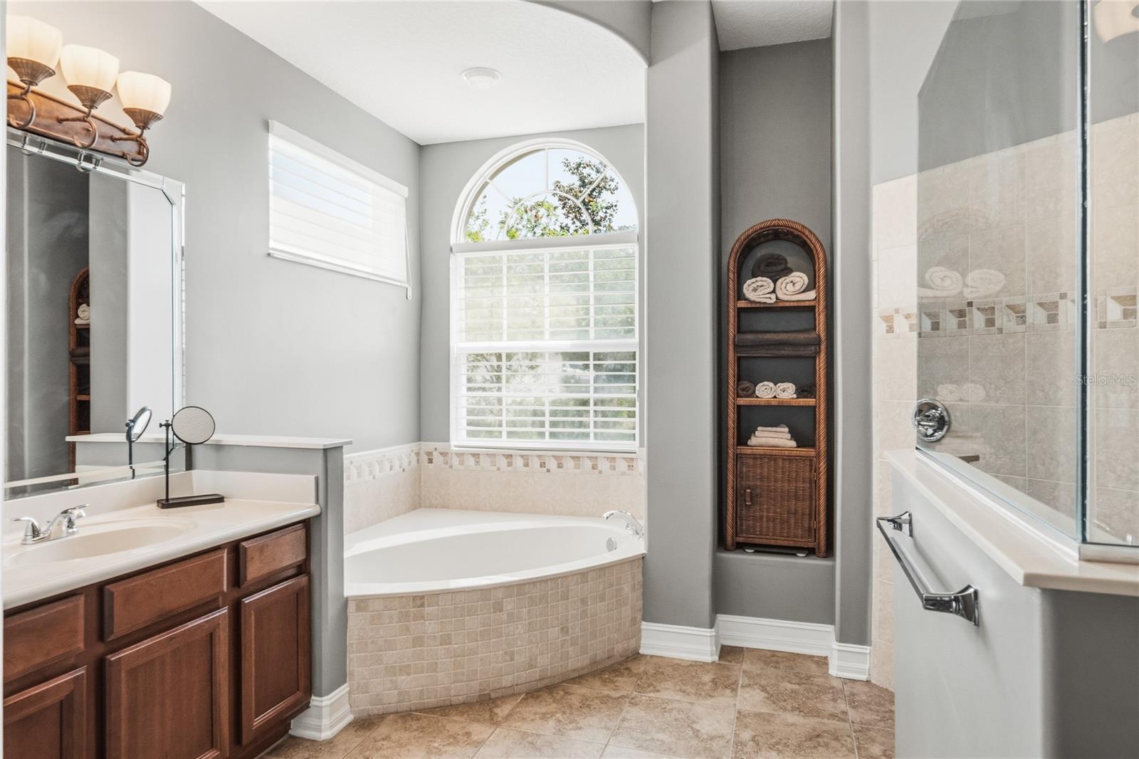 BUCKINGHAM ESTATES - Residential
