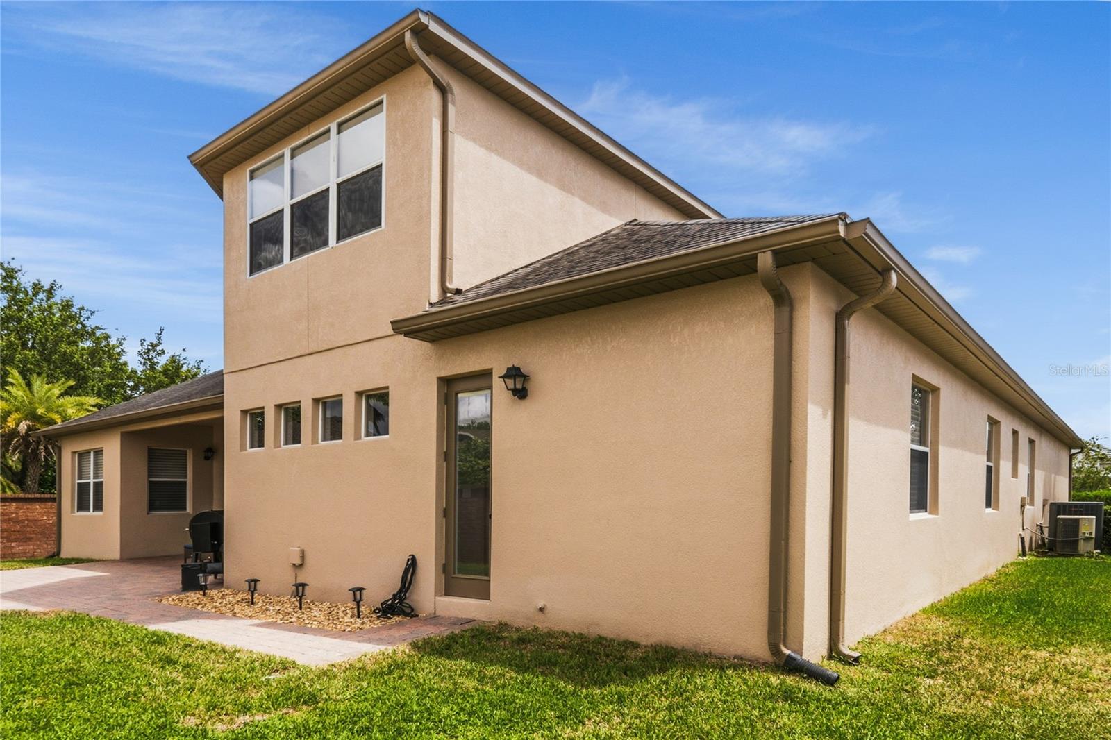 BUCKINGHAM ESTATES - Residential