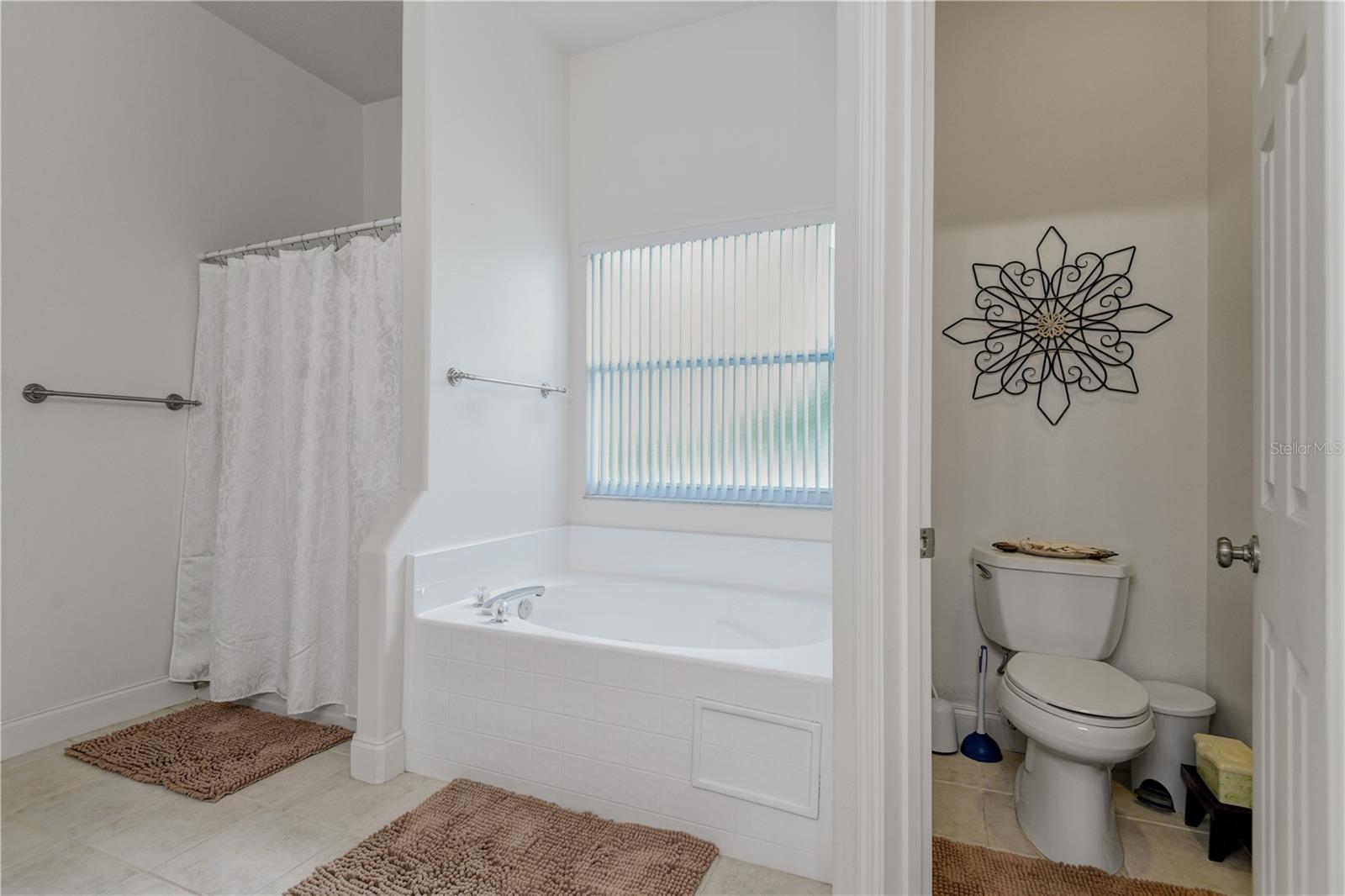 AUBURN HILLS - Residential