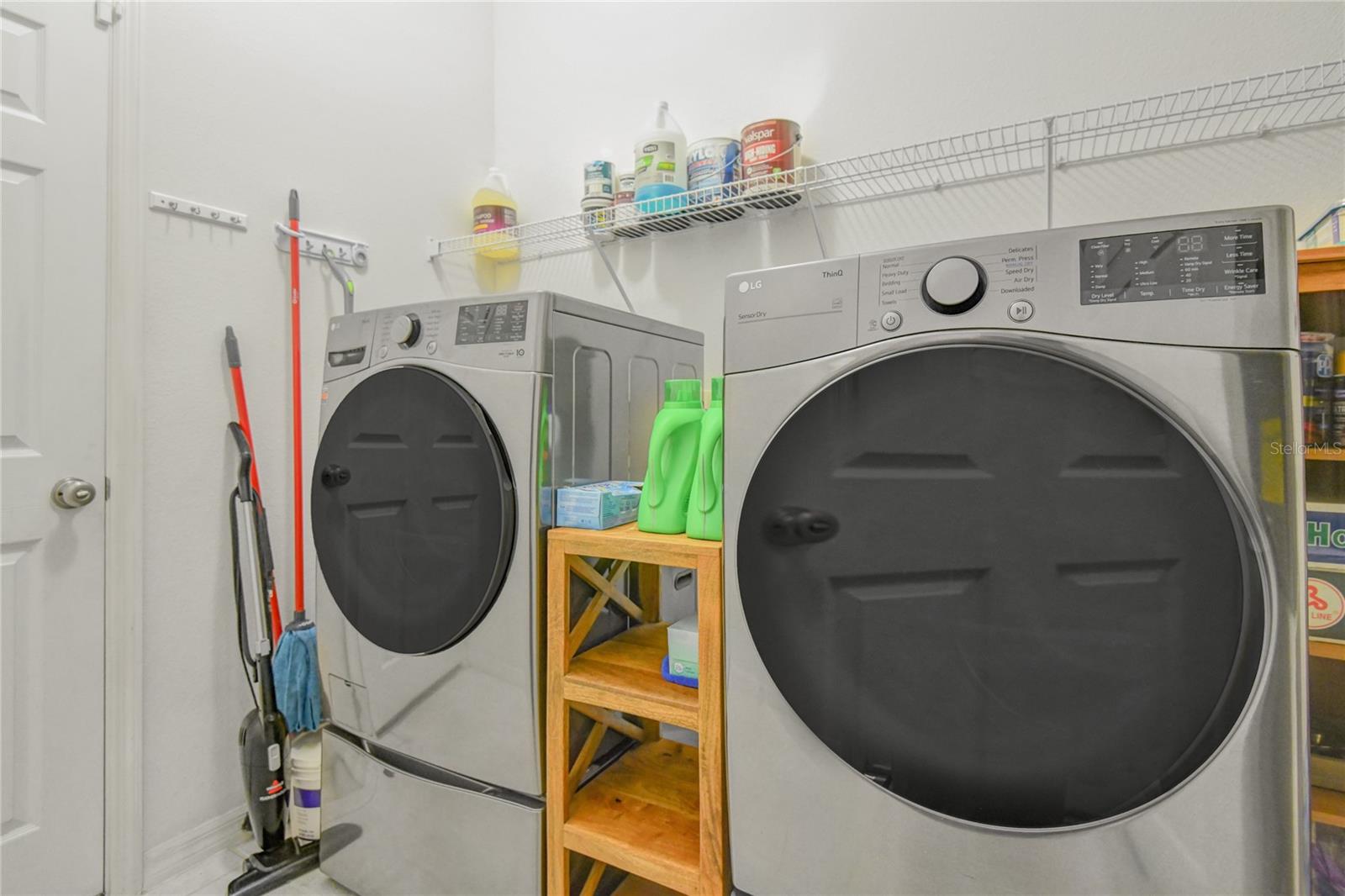 AUBURN HILLS - Residential