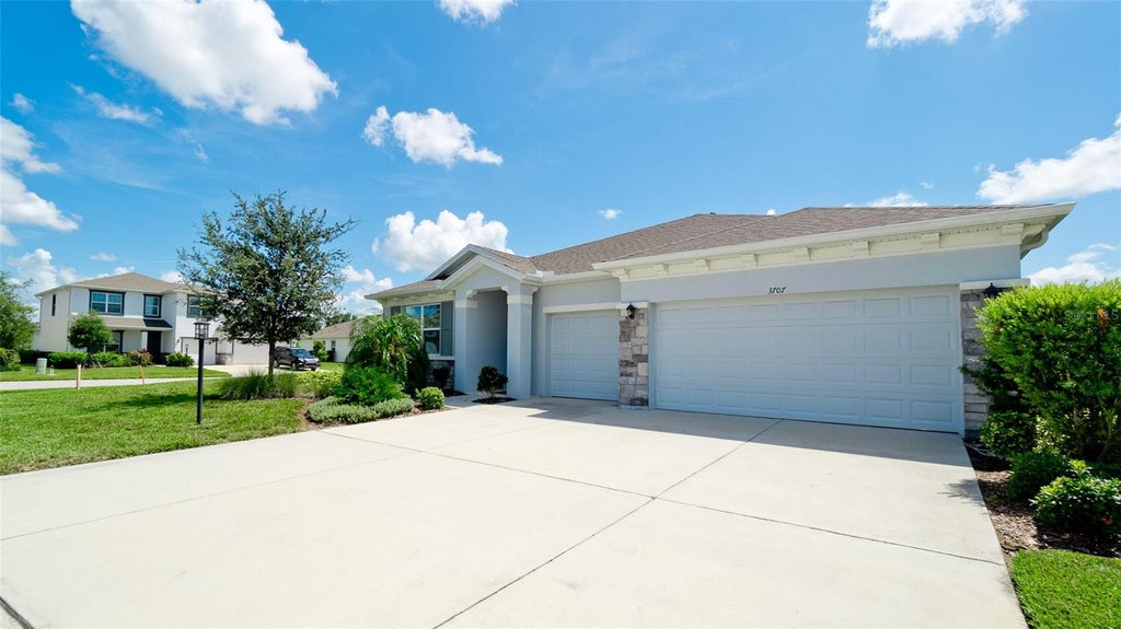 Photo of 3707 Grain Run, Bradenton, FL 34211 (MLS # A4702959)