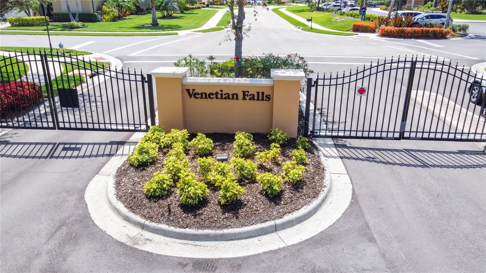 VENETIAN FALLS PH 2 - Residential