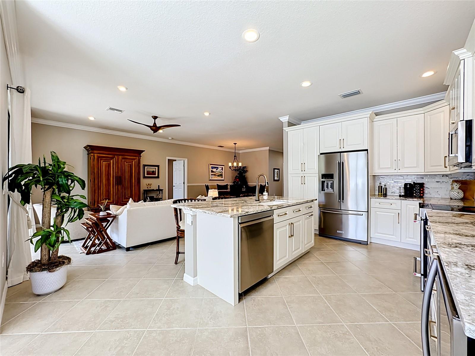 VENETIAN FALLS PH 2 - Residential