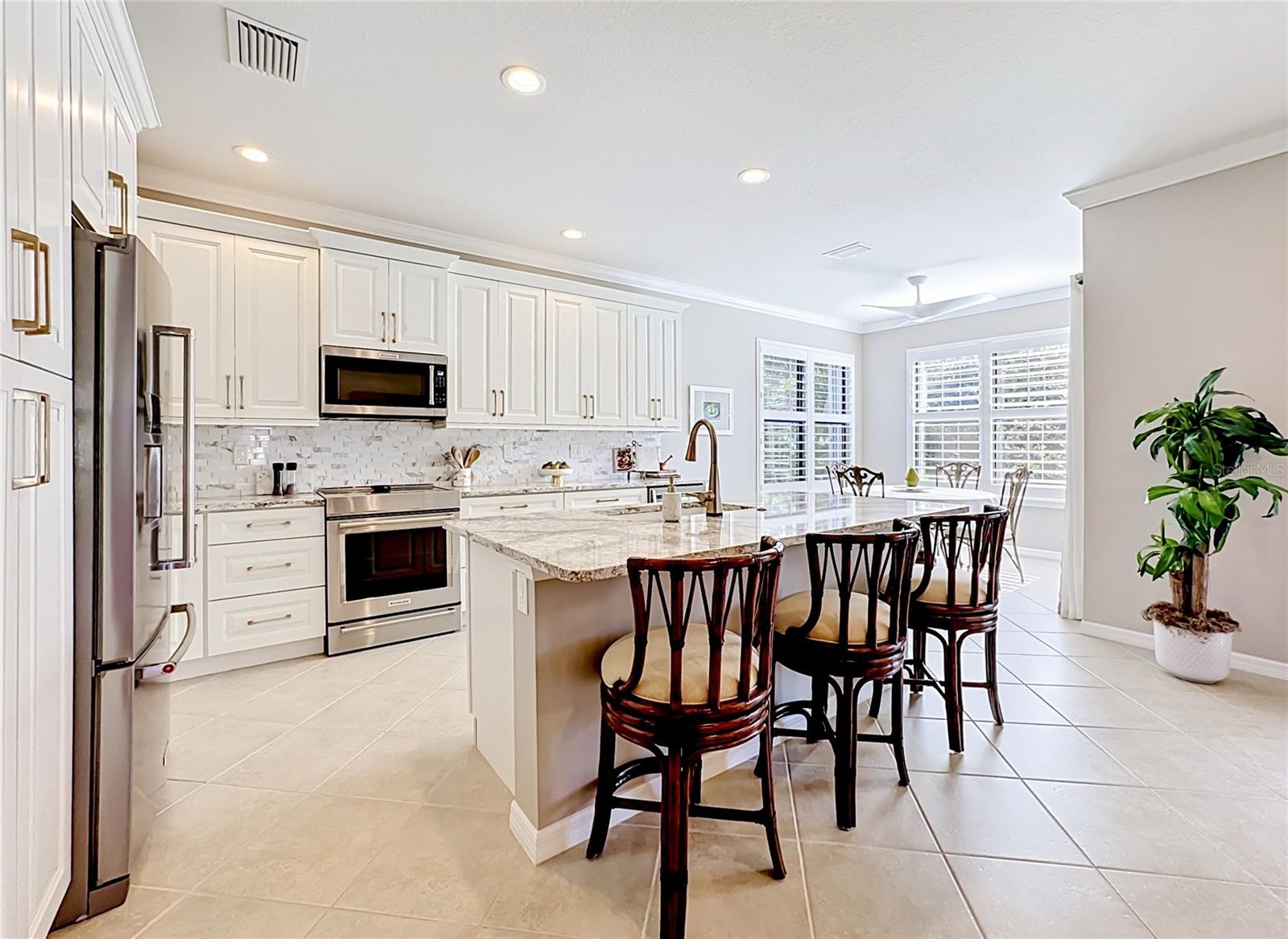 VENETIAN FALLS PH 2 - Residential