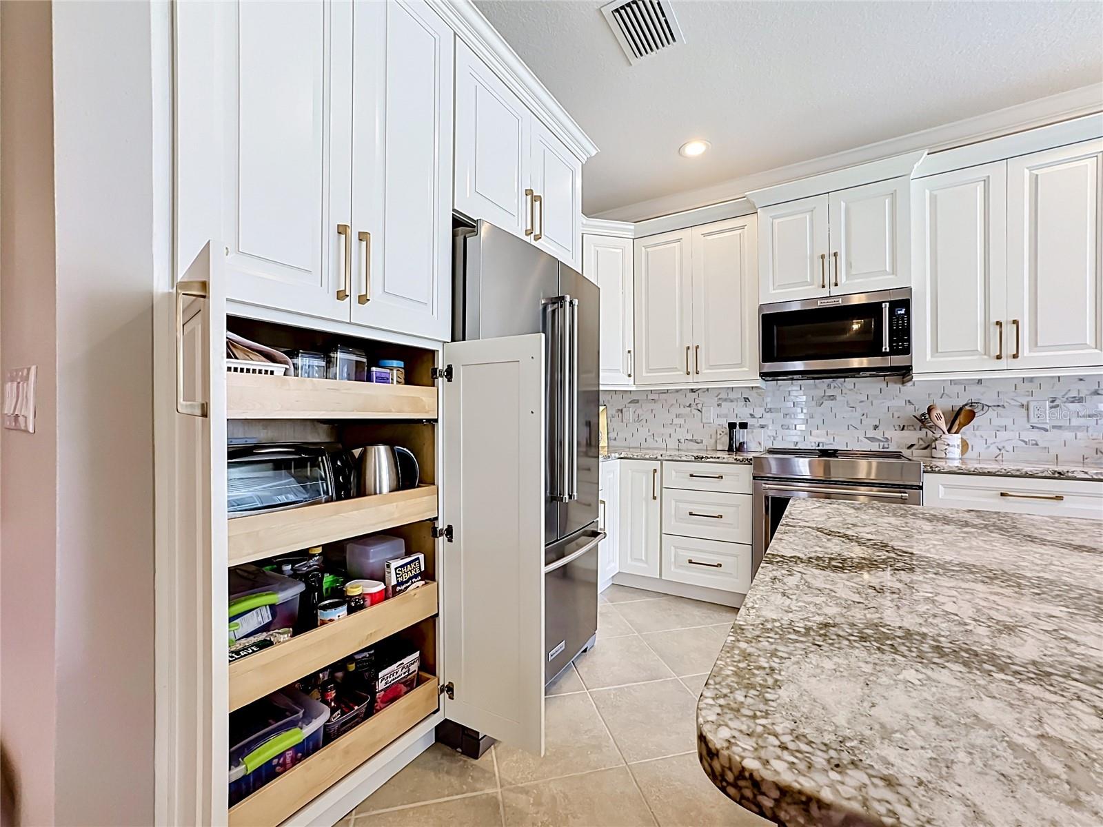 VENETIAN FALLS PH 2 - Residential