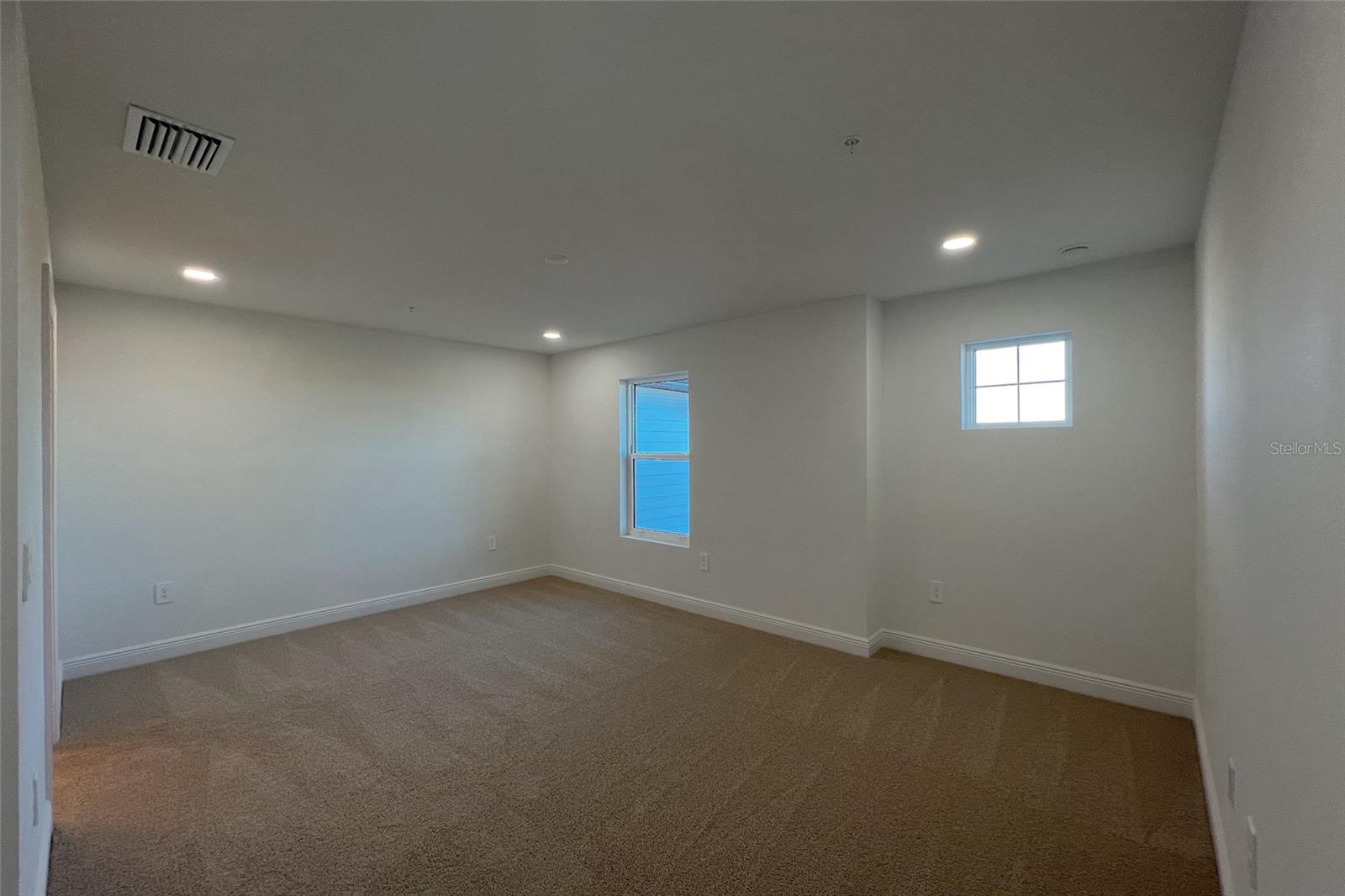 PALMERA AT WELLEN PARK - Residential