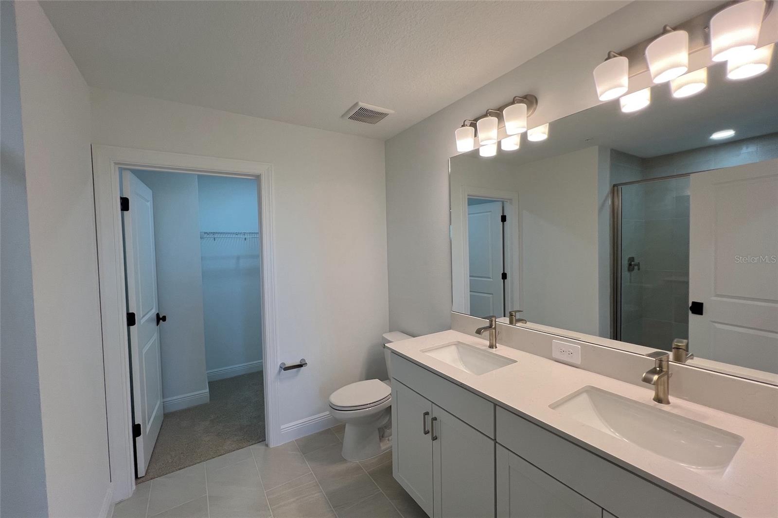 PALMERA AT WELLEN PARK - Residential