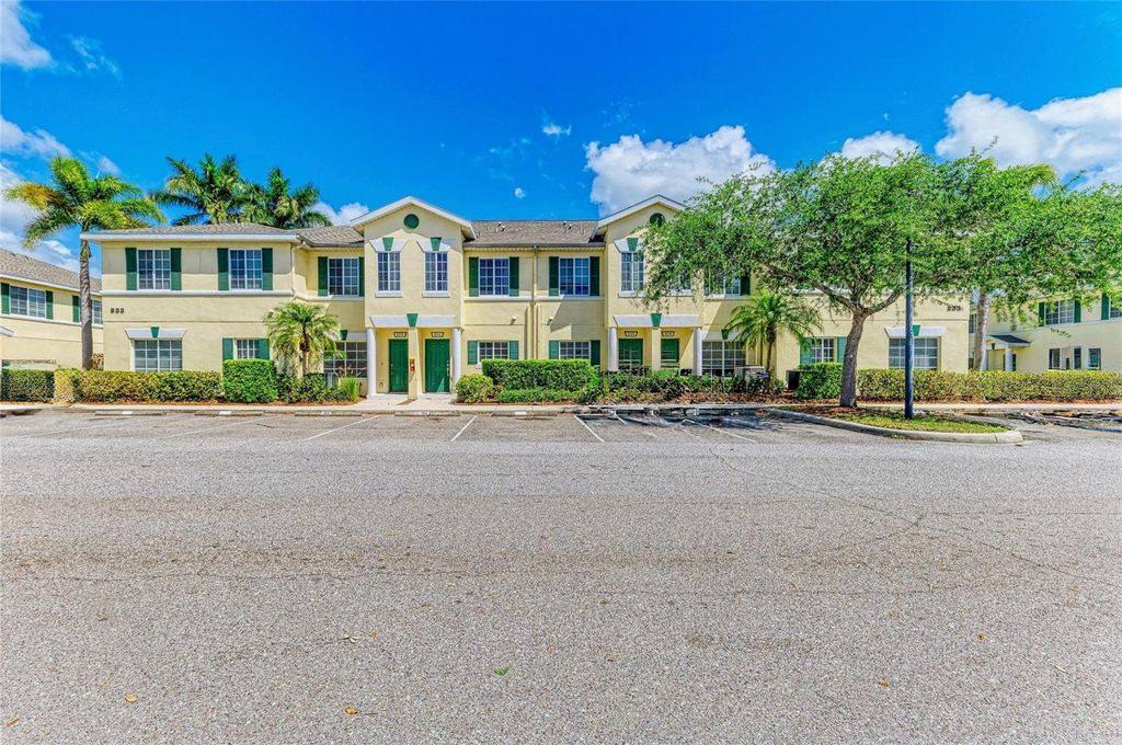 Photo of 233 Cape Harbour Loop #103, Bradenton, FL 34212 (MLS # A4688963)