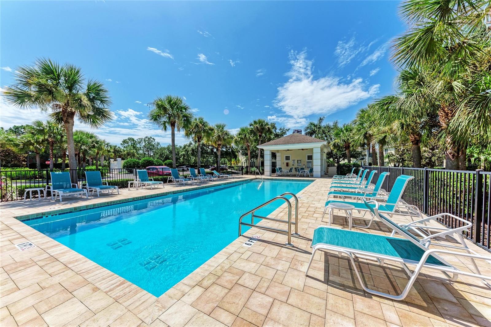 THE TWNHMS AT LIGHTHOUSE COVE IV - Residential