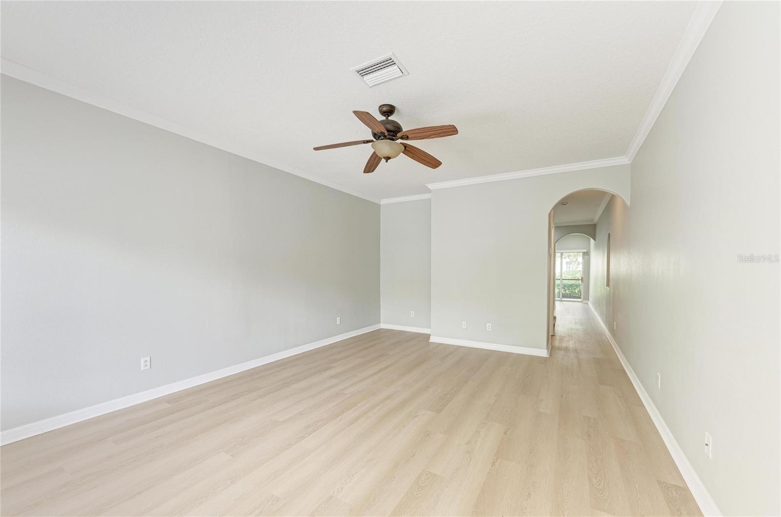 THE TWNHMS AT LIGHTHOUSE COVE IV - Residential