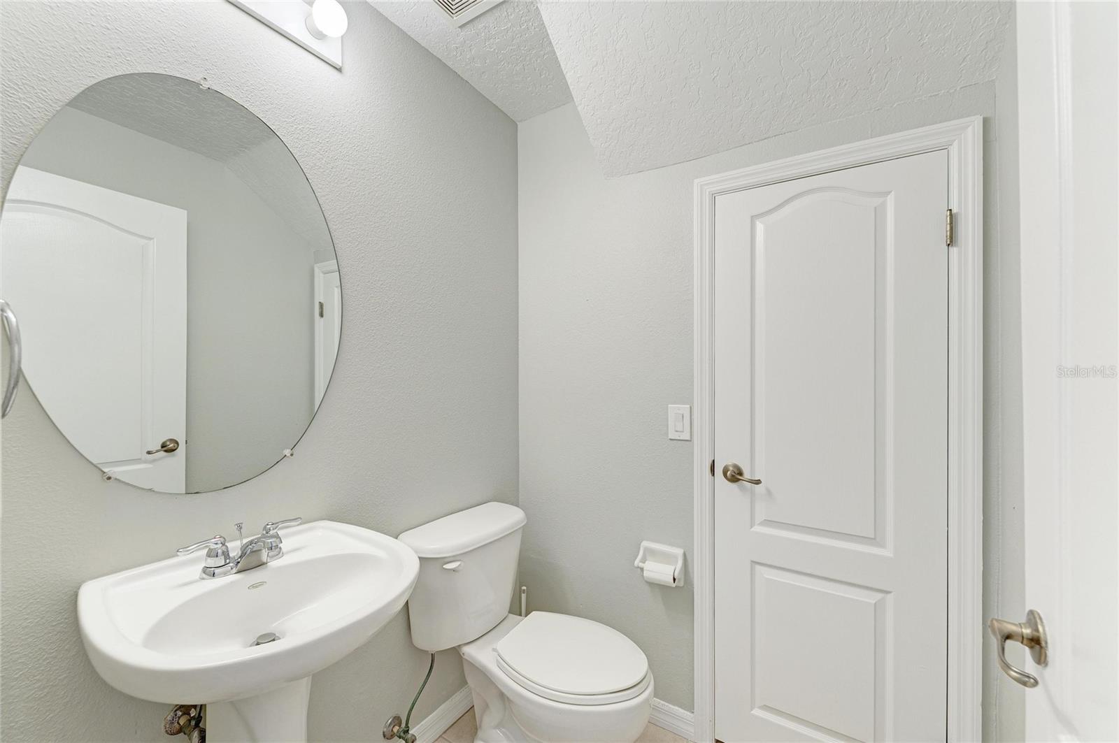 THE TWNHMS AT LIGHTHOUSE COVE IV - Residential