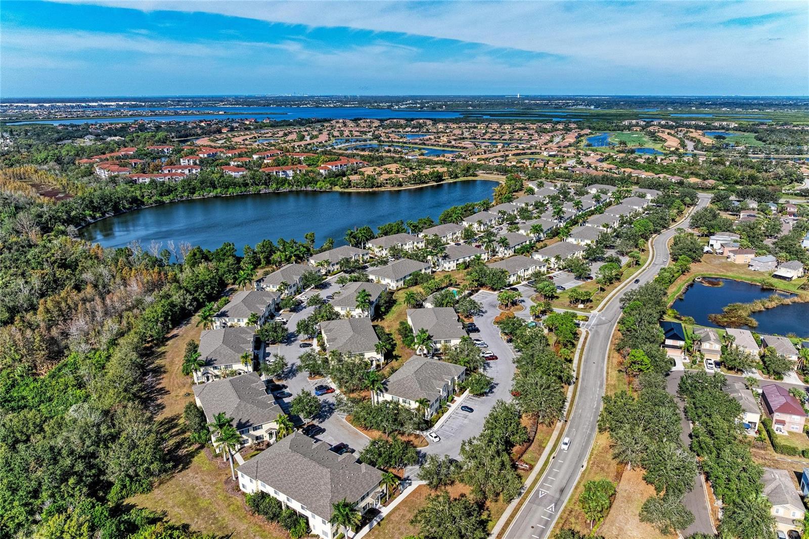 THE TWNHMS AT LIGHTHOUSE COVE IV - Residential