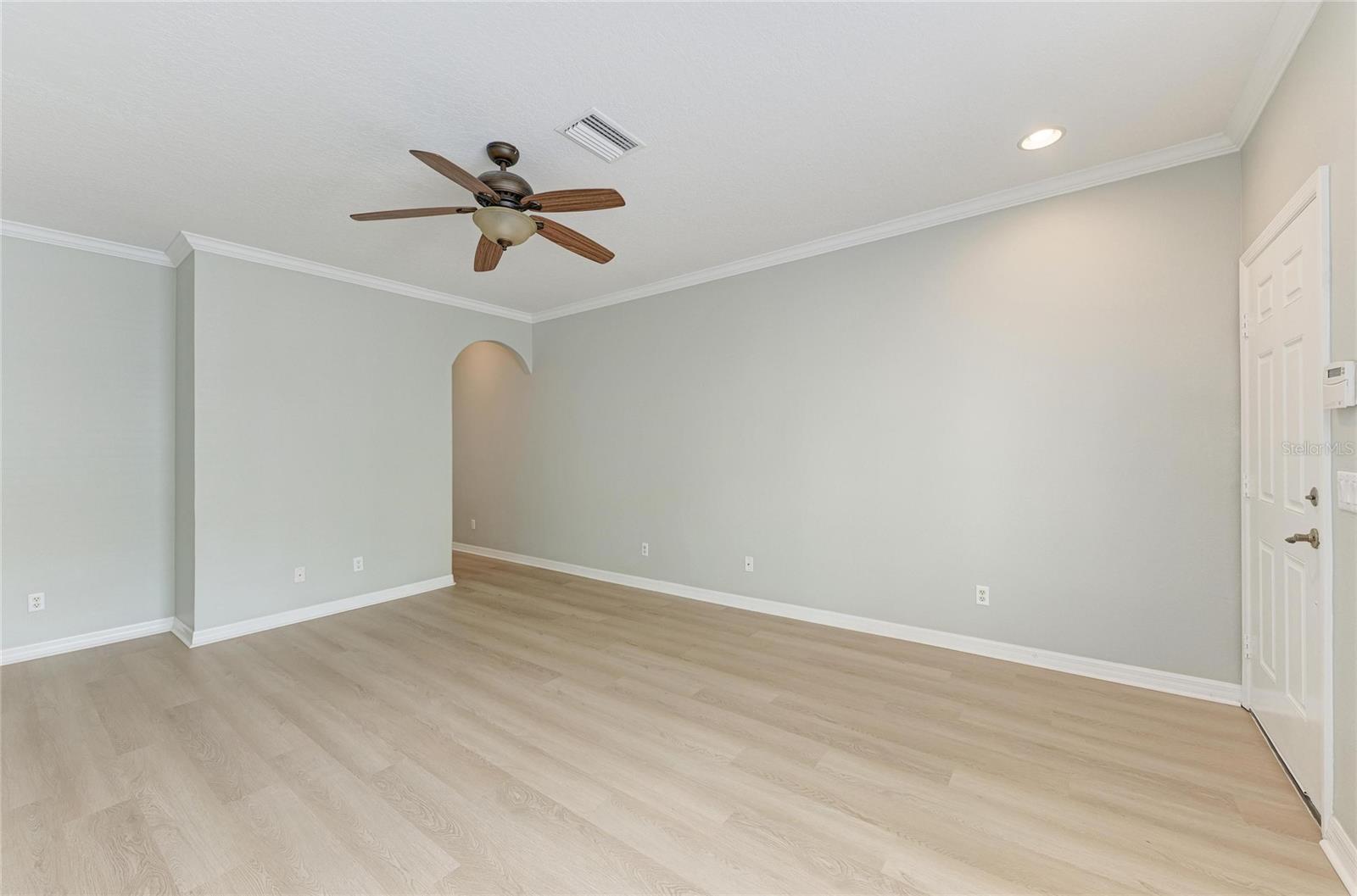 THE TWNHMS AT LIGHTHOUSE COVE IV - Residential