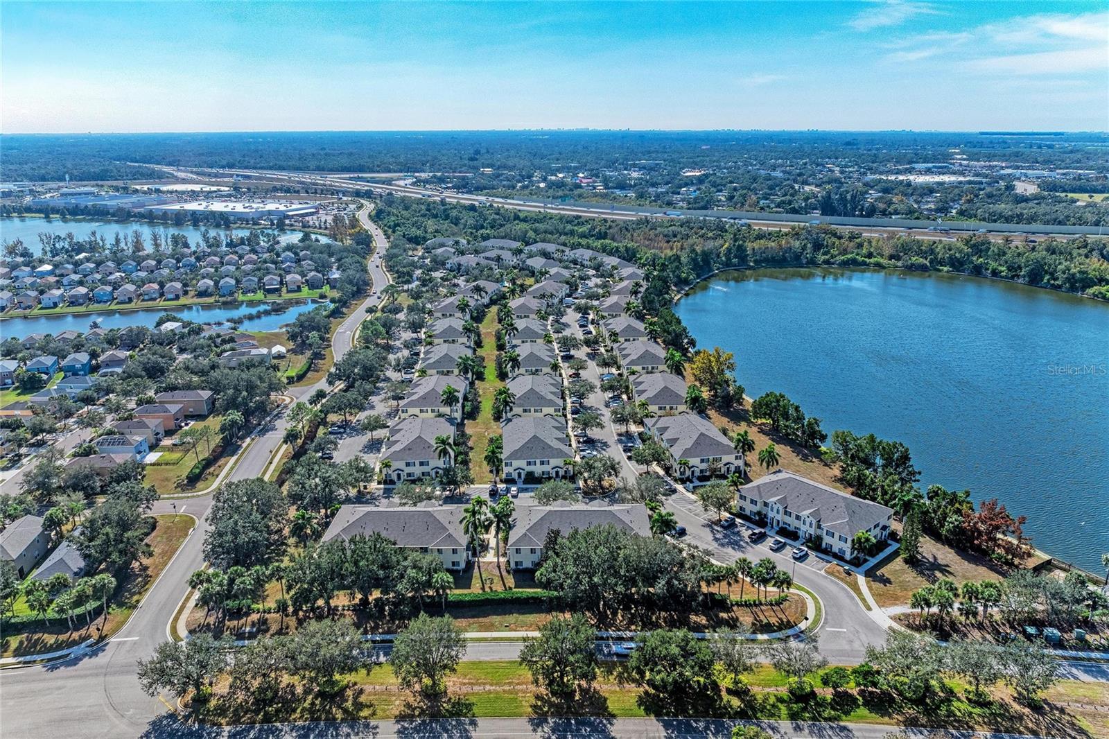 THE TWNHMS AT LIGHTHOUSE COVE IV - Residential