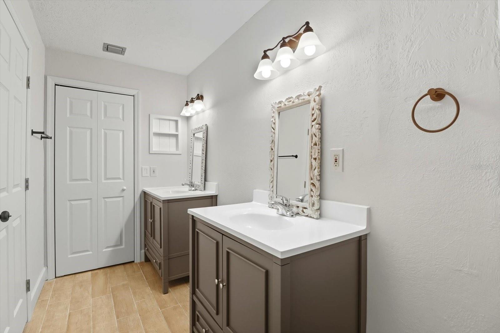 RIVERHAVEN VILLAGE - Residential